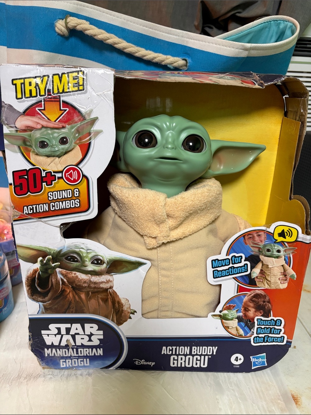 Hasbro Star Wars Grogu Interactive Toy - Green with Tan Robe